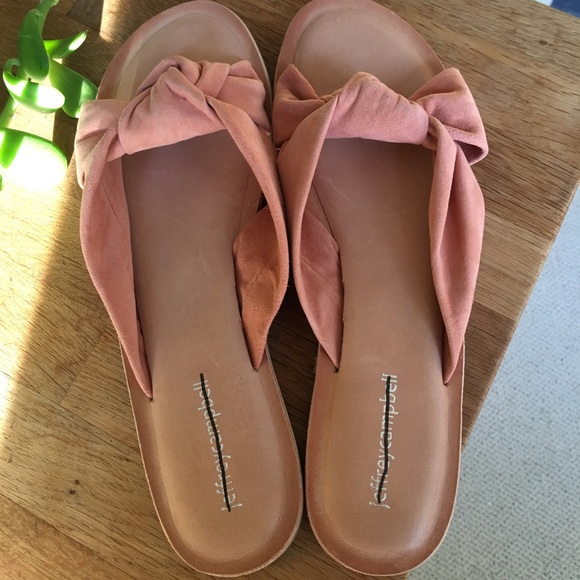 *SOLD* Jeffery Campbell Sadie Slip-on blush - Picture 4 of 5